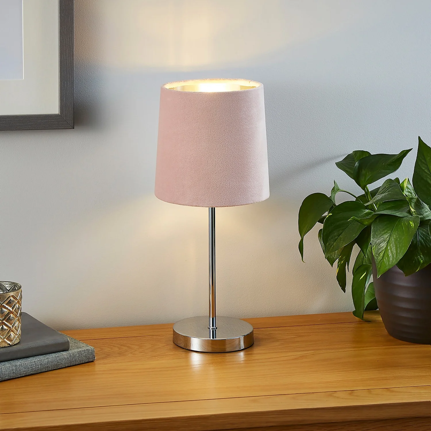 Paris Velvet Table Lamp - Blush 3 Paris Velvet Table Lamp - Blush