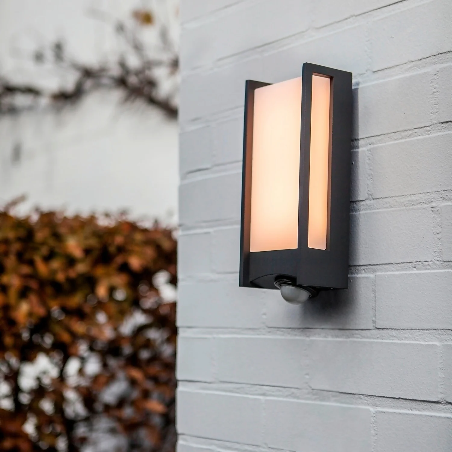 Lutec Qubo LED Outdoor Wall Light With PIR Motion Sensor - Anthracite 7 Lutec Qubo LED Outdoor Wall Light With PIR Motion Sensor - Anthracite - Image 5